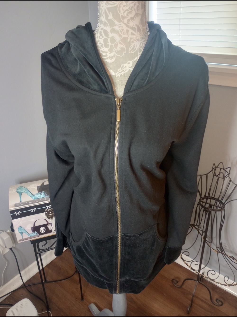 Onque Black Women's Zip-Up Hoodie Jacket Sweatsuit